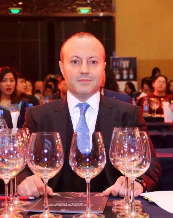 专访| 阿塞拜疆驻华大使馆商务代表、全权公使特穆尔•纳迪罗格鲁